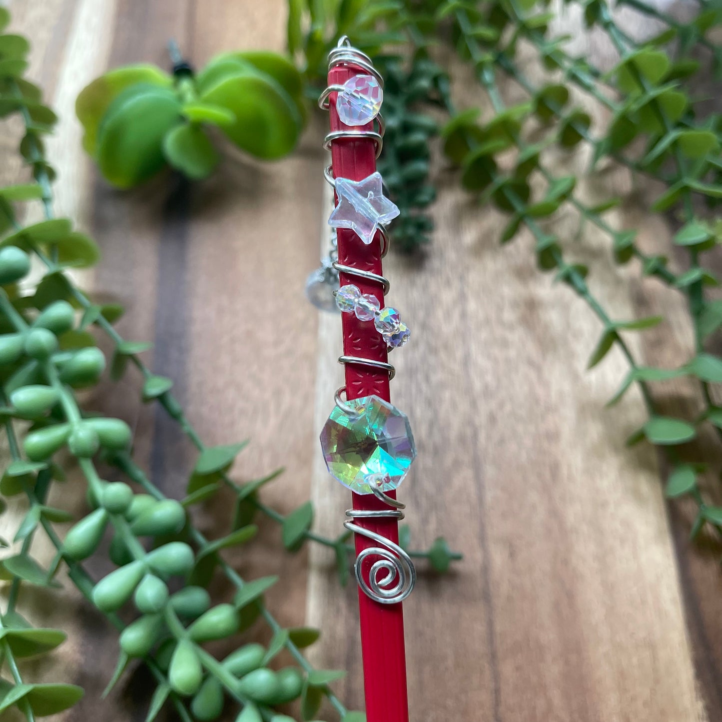 Hair pin - red & silver